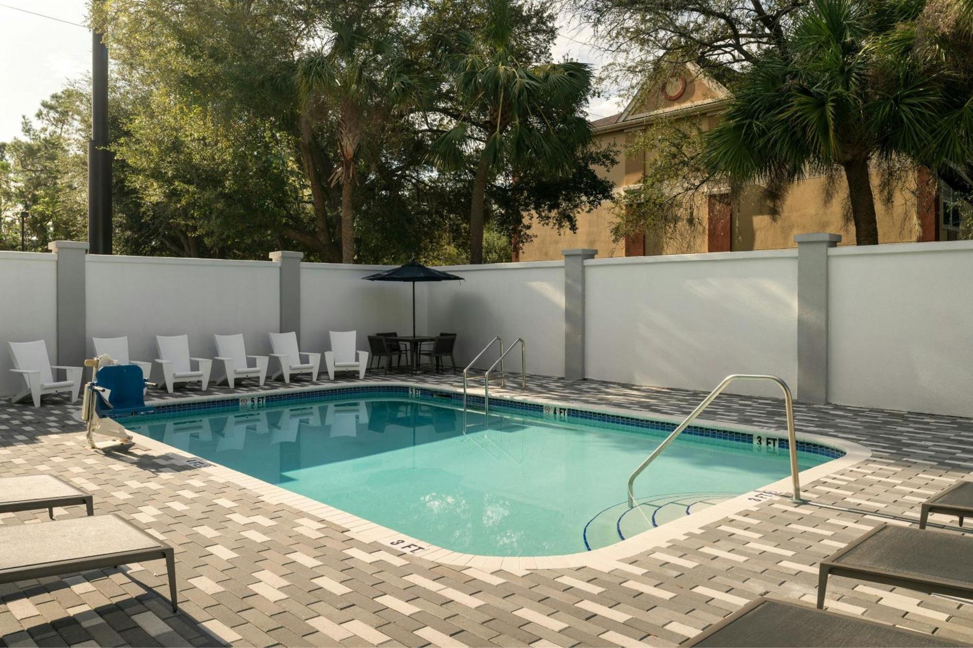 Courtyard By Marriott Gainesville Fl Eksteriør billede